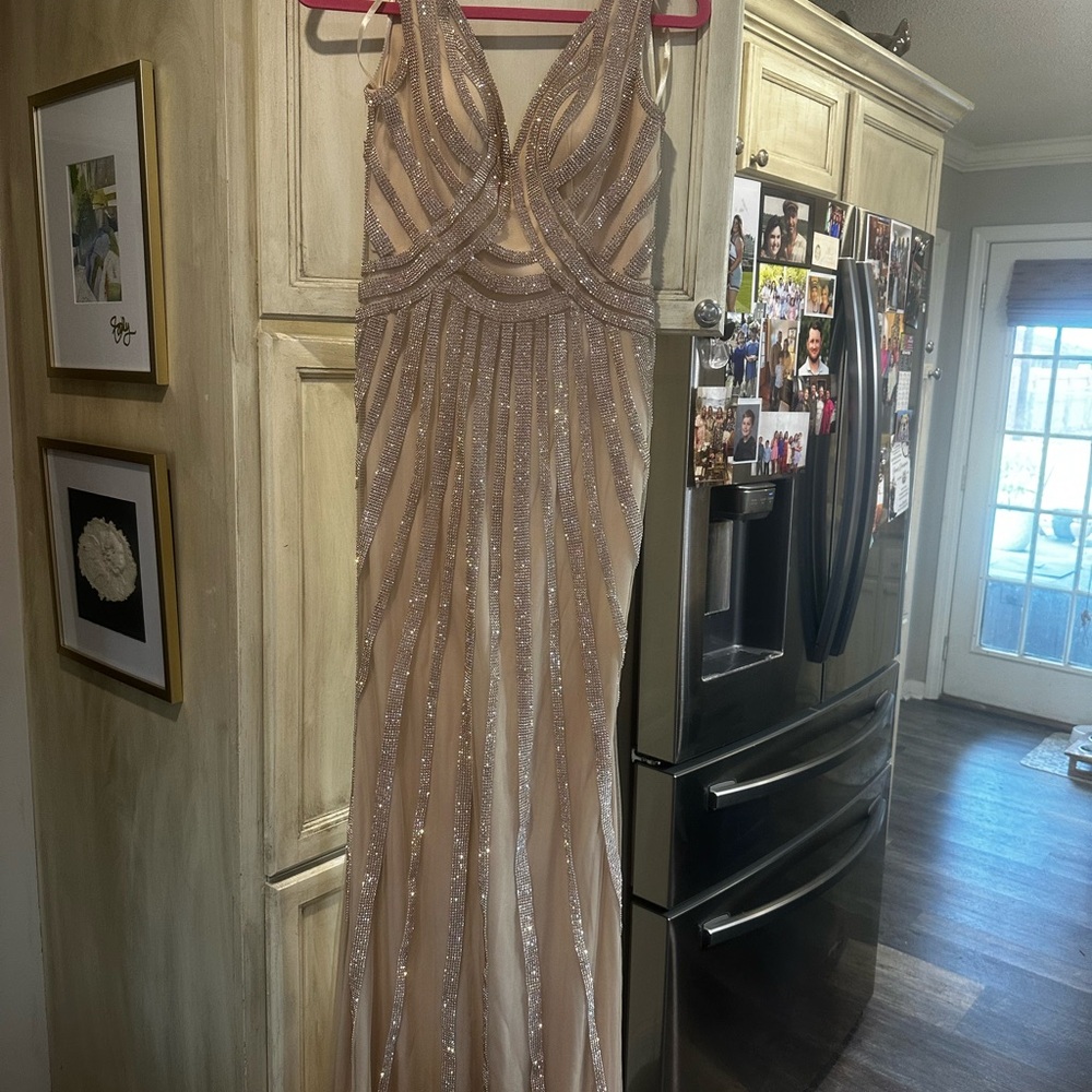 Jovani Gold Sequin Prom Dress size 0